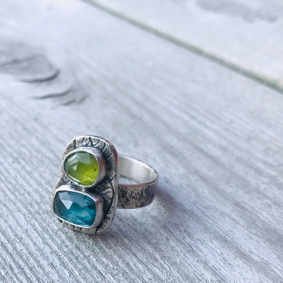 Kyanite and vesuvianite ring, size 9