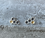 Geometric honeycomb studs