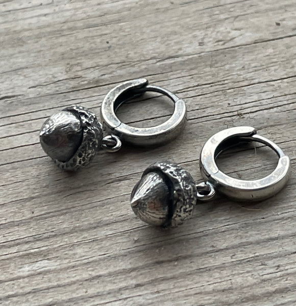 Acorn earrings