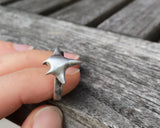 Manta ray ring