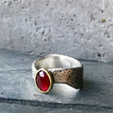 Spinel ring size 6